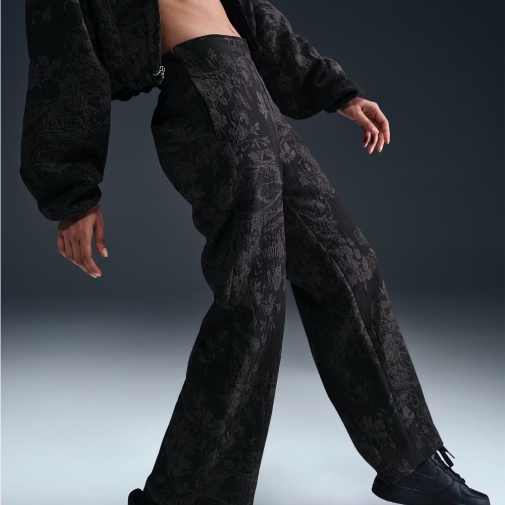 NWT Nike Sportswear Collection Women's Mid-Rise Jacquard Tracksuit Bottoms